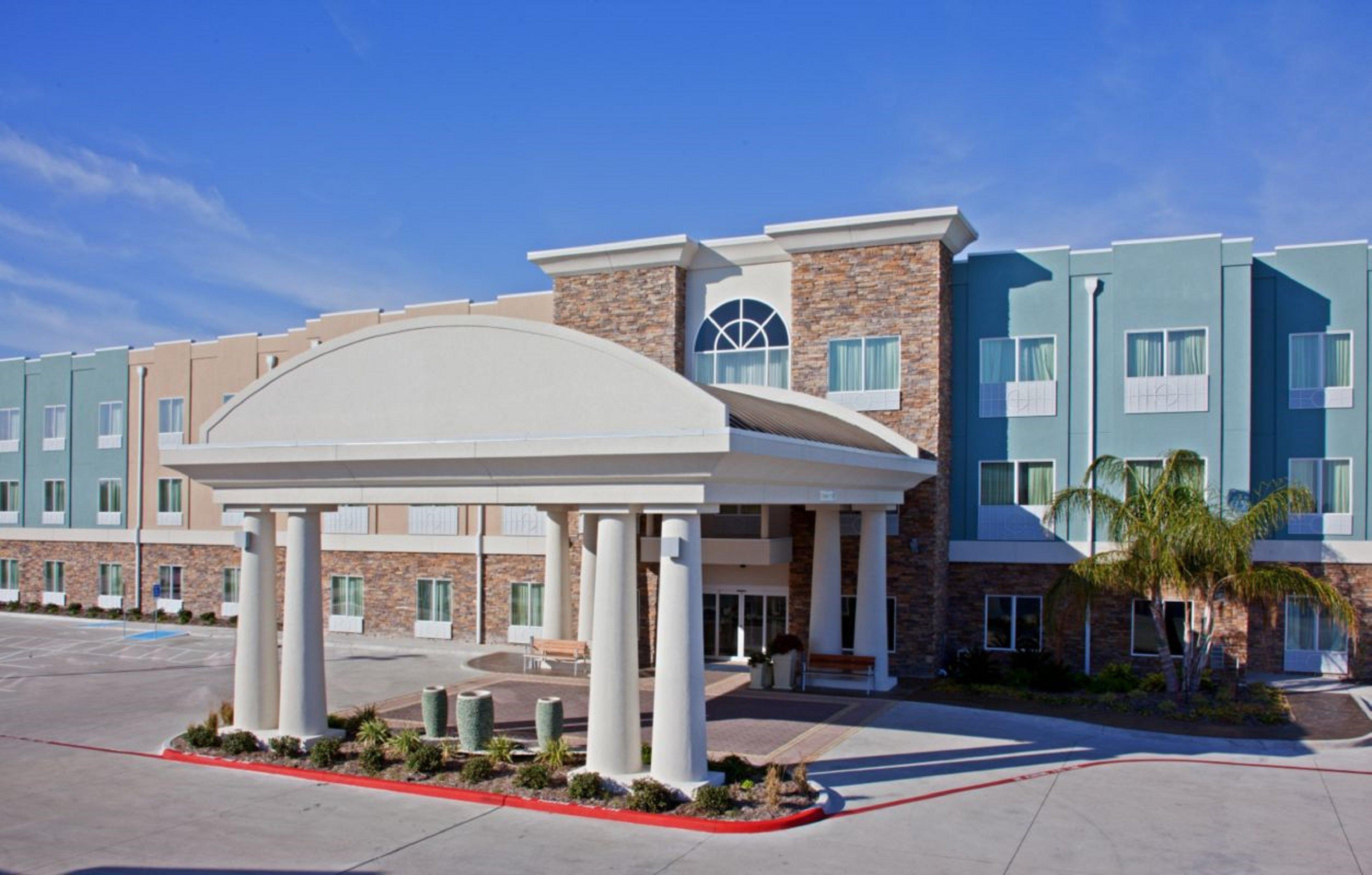 Holiday Inn Express & Suites Rockport - Bay View By Ihg Exterior photo