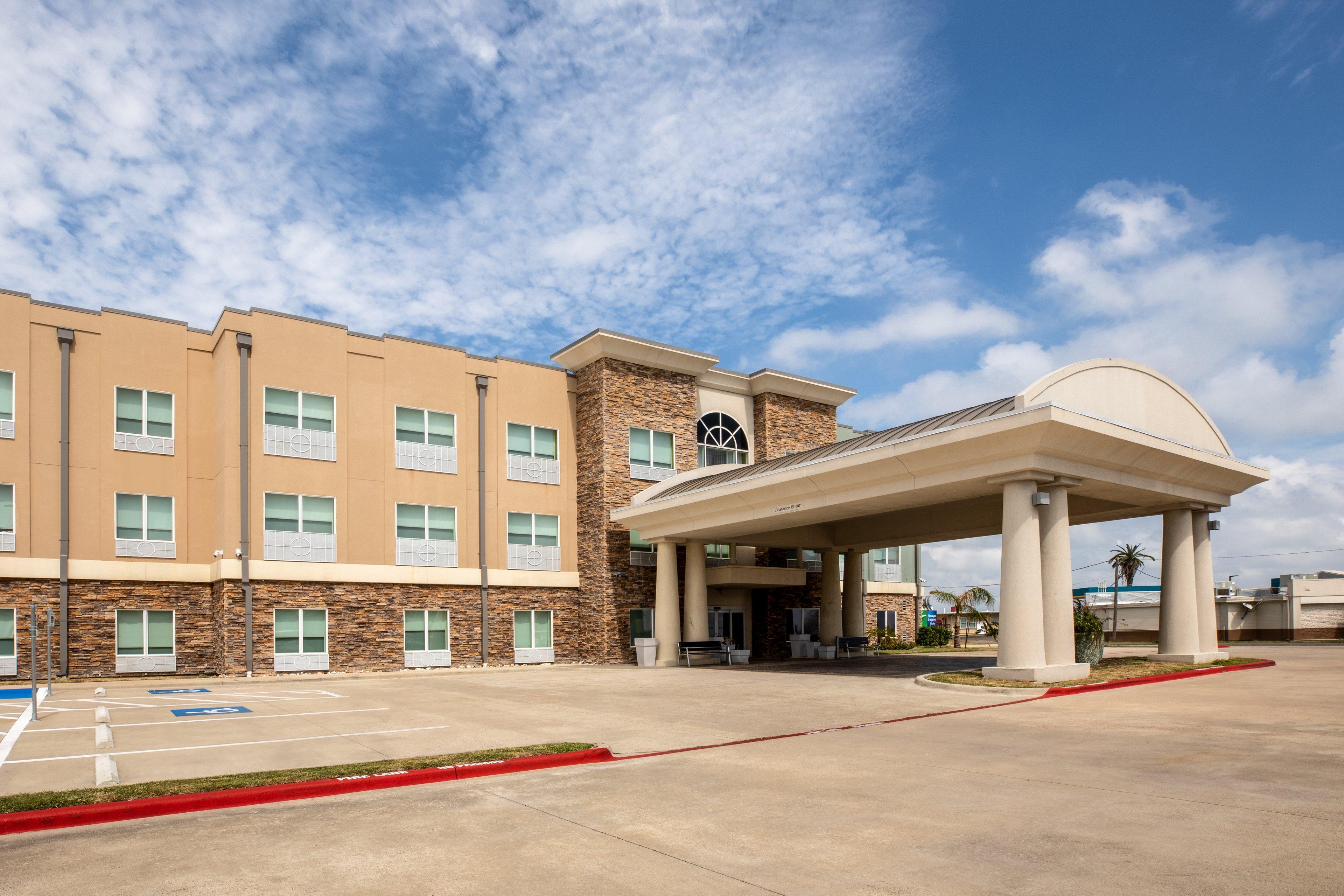 Holiday Inn Express & Suites Rockport - Bay View By Ihg Exterior photo